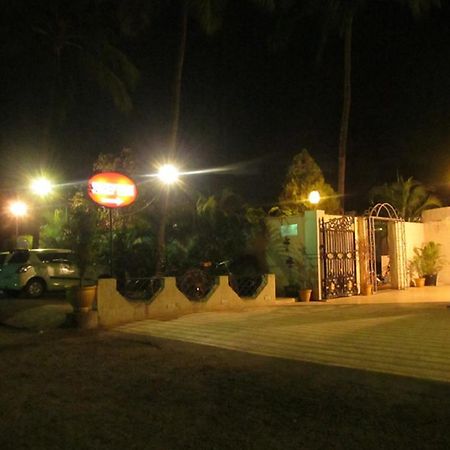 Hotel Sai Regency Daman Exterior photo