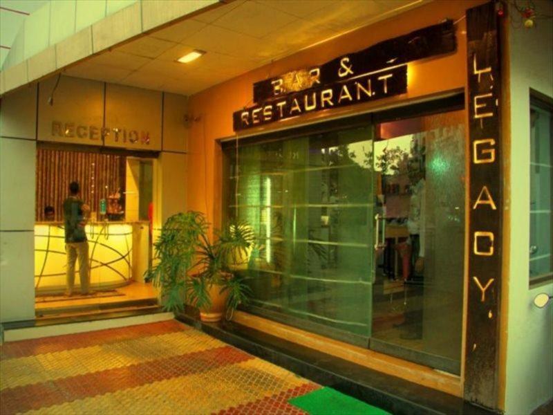 Hotel Sai Regency Daman Exterior photo