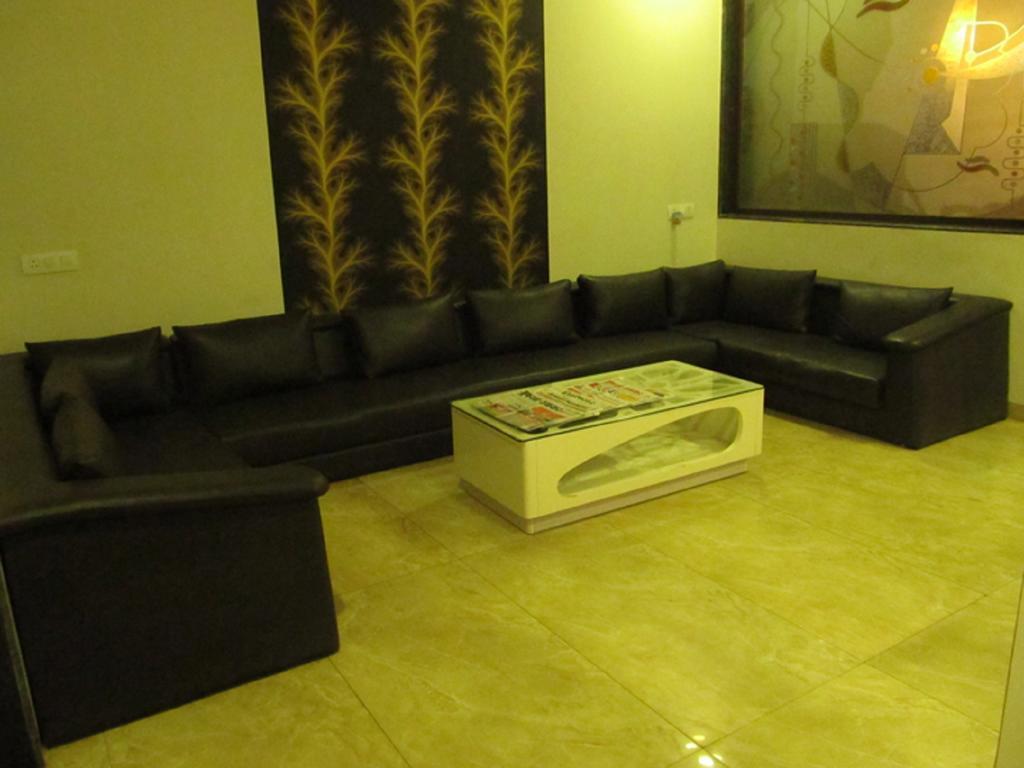 Hotel Sai Regency Daman Exterior photo