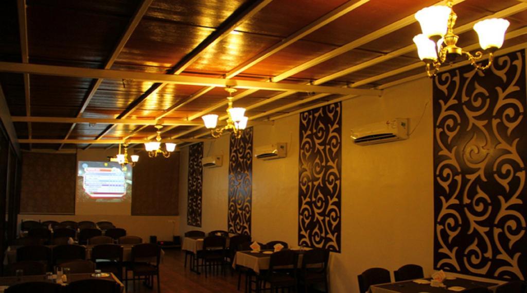 Hotel Sai Regency Daman Exterior photo