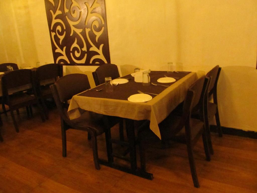 Hotel Sai Regency Daman Exterior photo